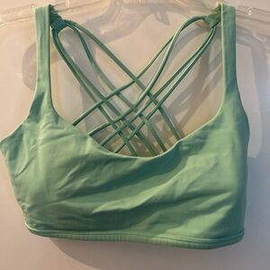 Lululemon free to be bra in size 12 EUC light green mint sports